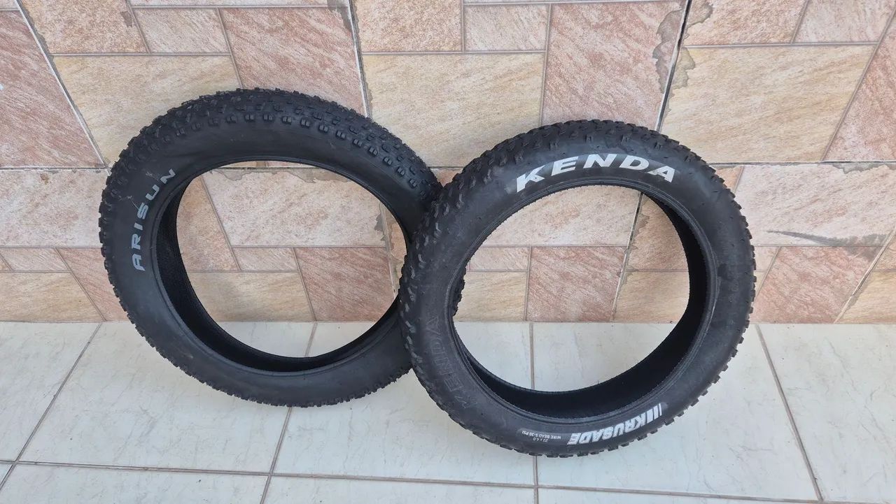 Pneus kenda 20x40 par