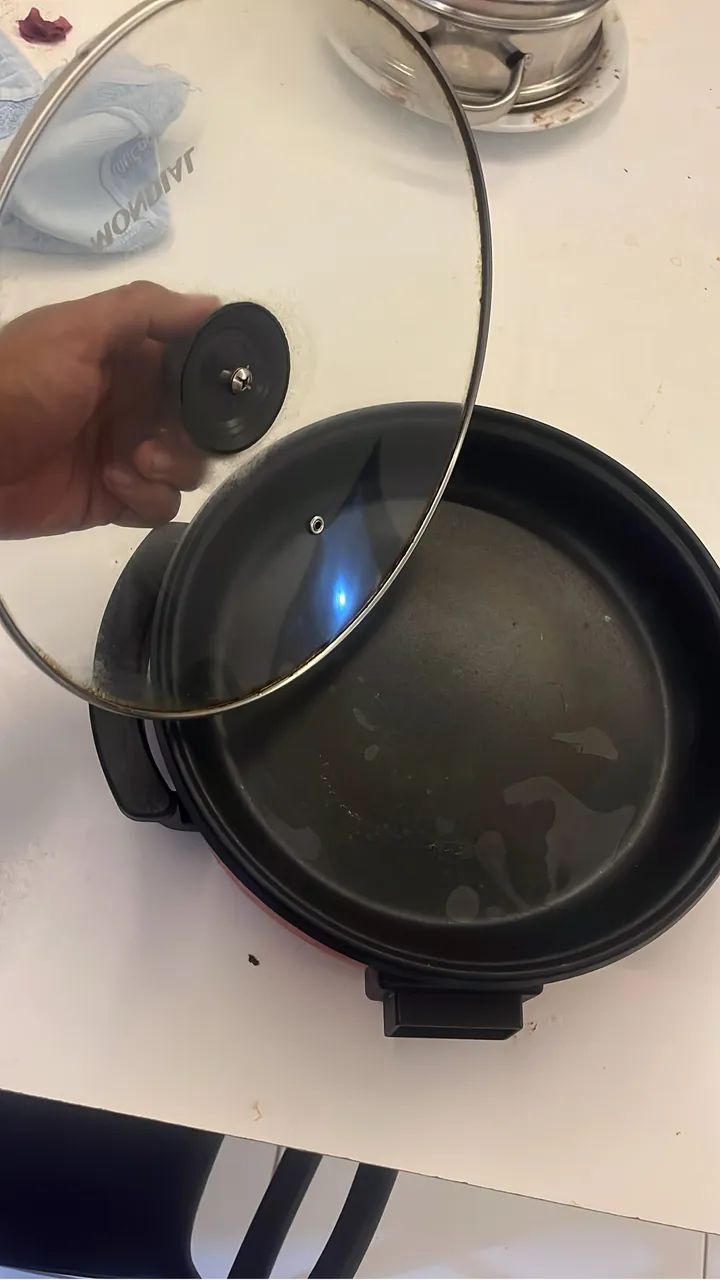 Panela elétrica mondial