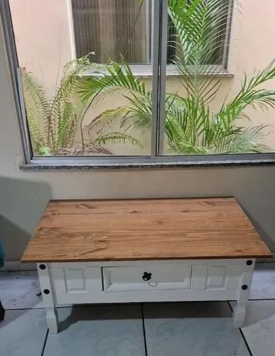 Vendo mesa de centro nova toda de madeira  - Foto 2