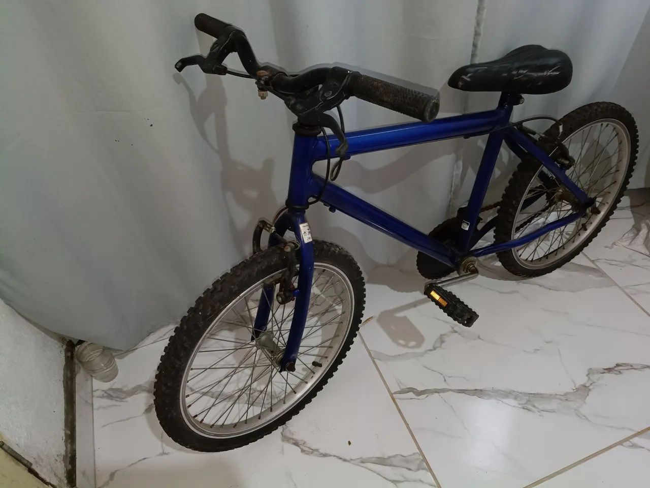 Bicicleta infantil aro 20  - Foto 3