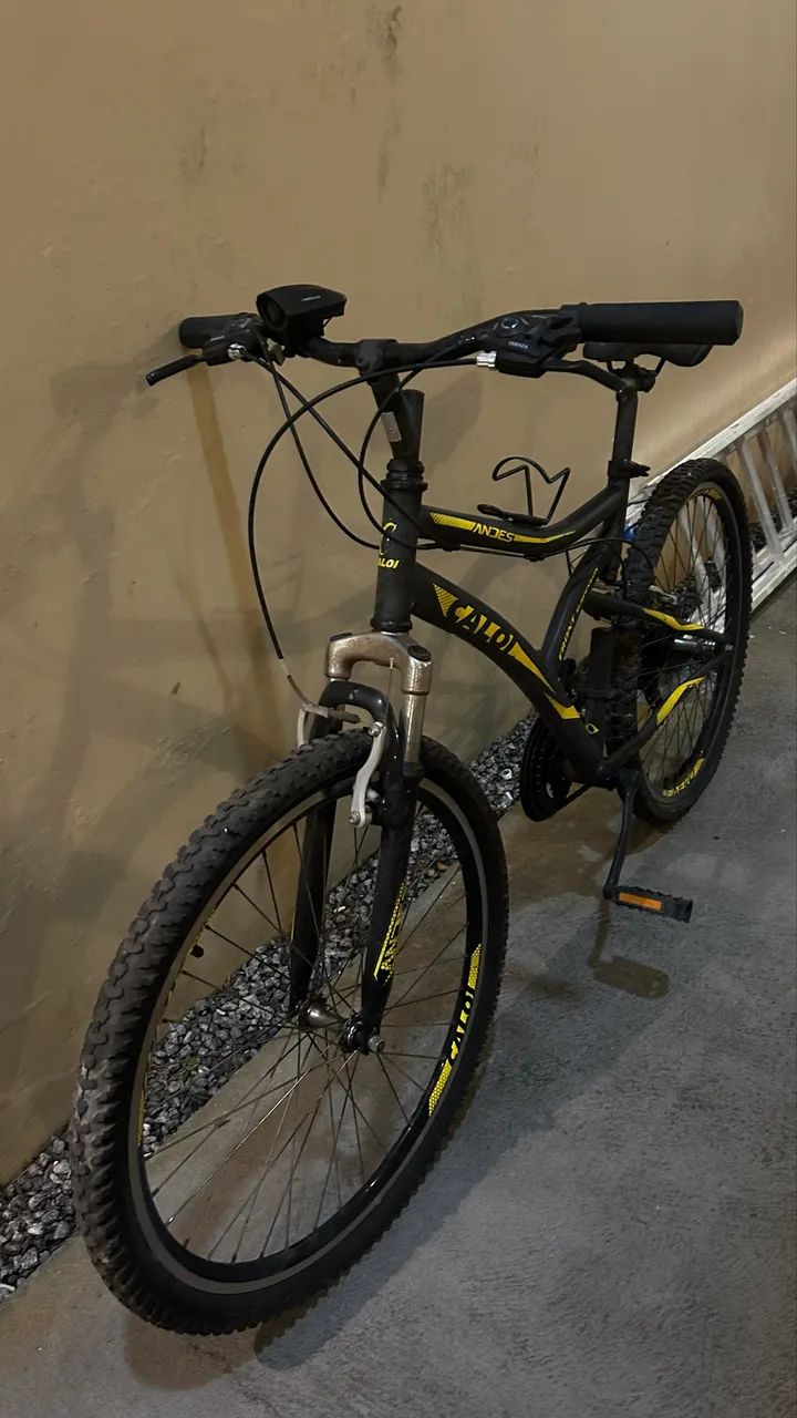 Vendo bicicleta CALOI aro 26