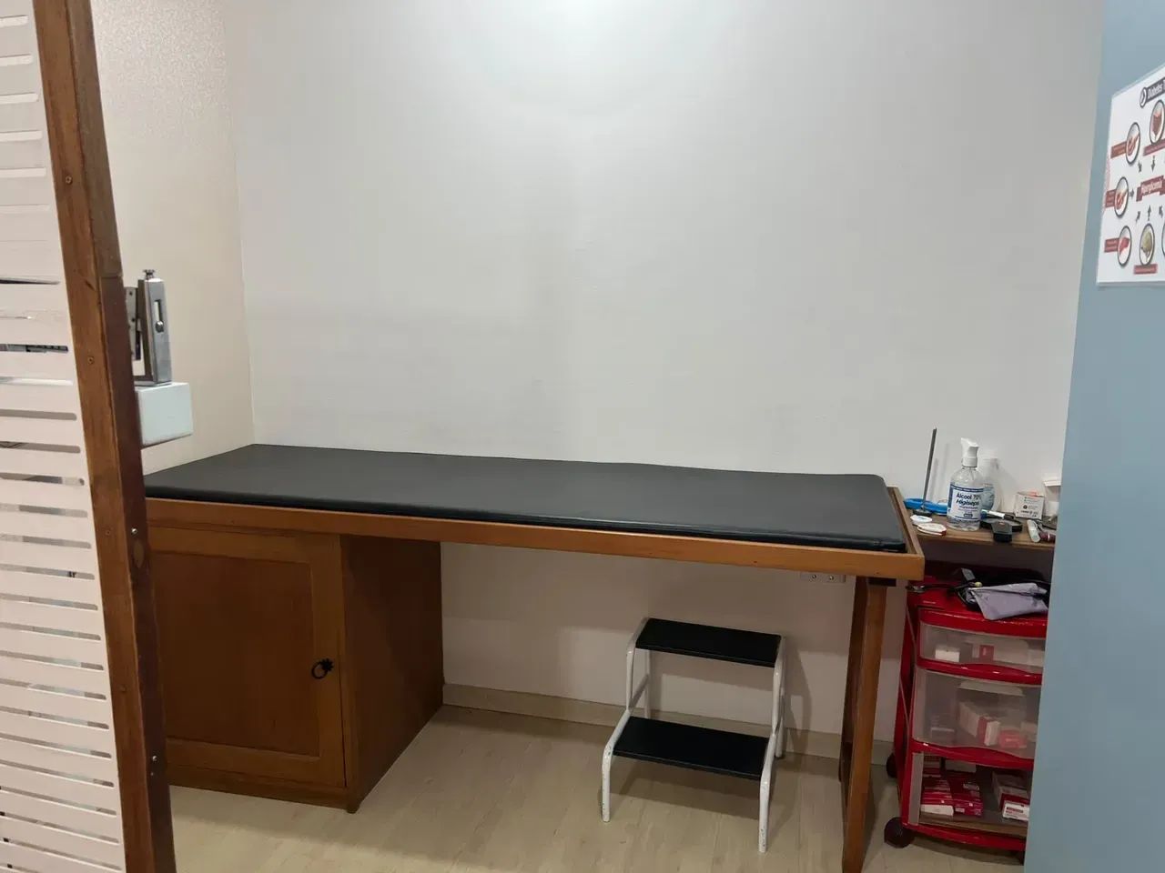 Sala comercial com 17m² no Centro - Nova Friburgo - RJ. - Foto 4