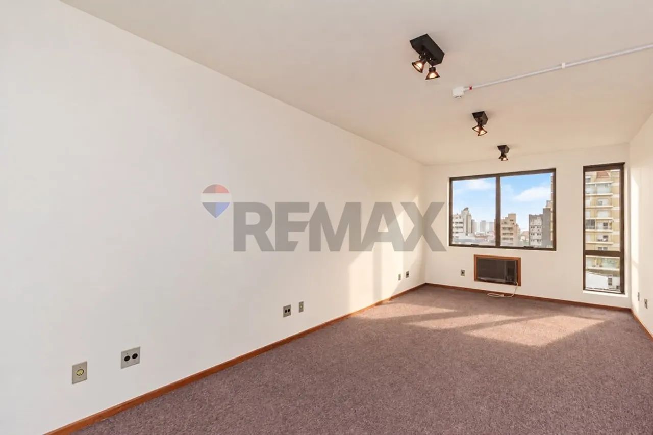 SALA COMERCIAL À VENDA 56m2  EDIFÍCIO SAINT GERMAIN | CENTRO DE PELOTAS