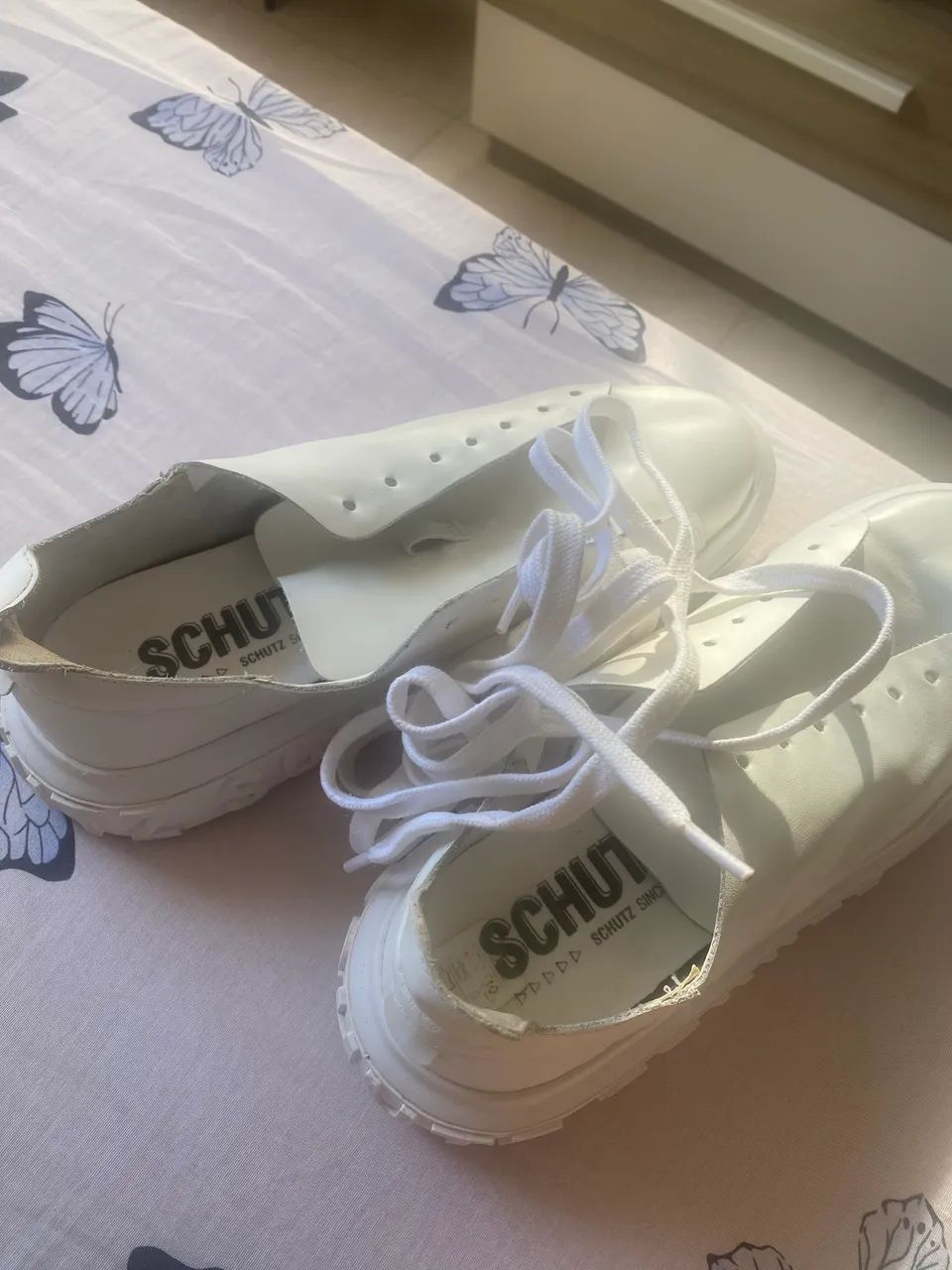 Tênis branco Schutz  - Foto 4
