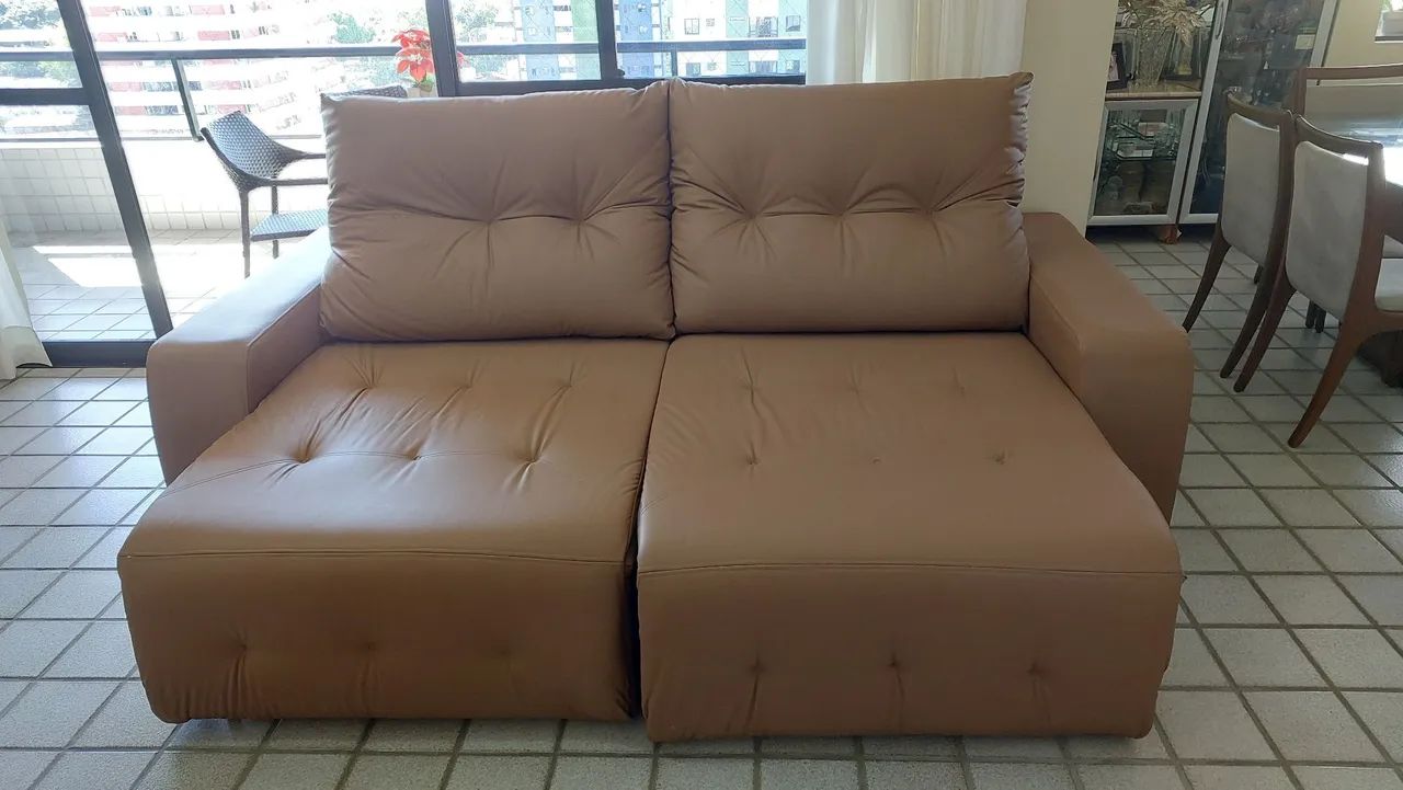 Sofá retrátil novo quatro lugares - Foto 2