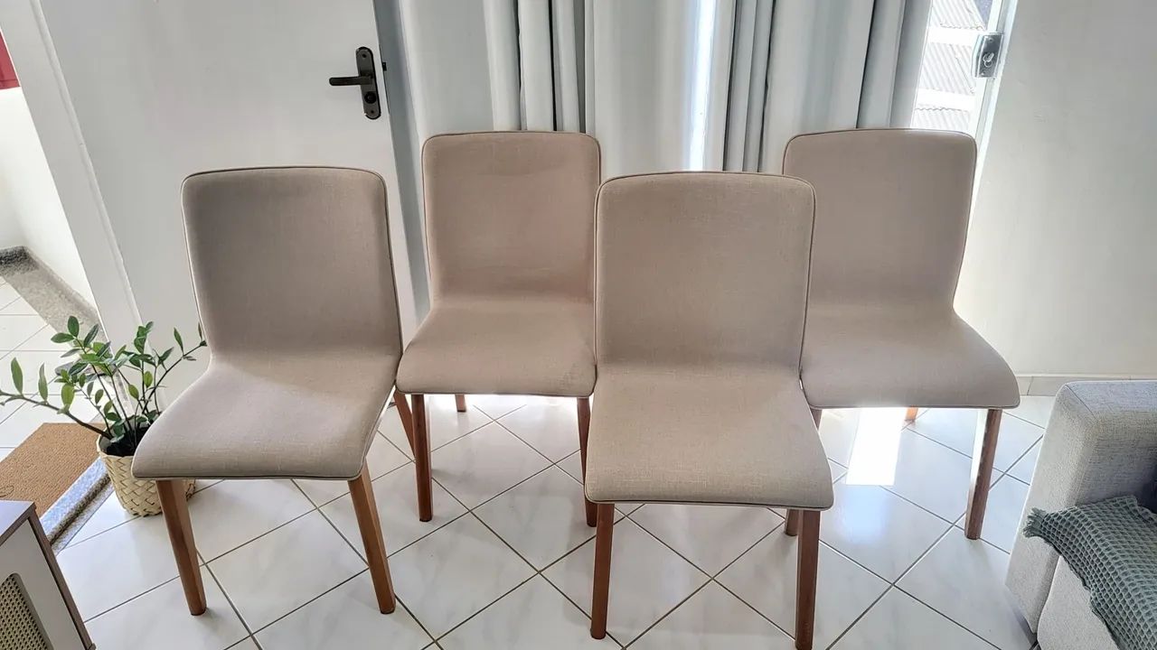 Cadeira de jantar
