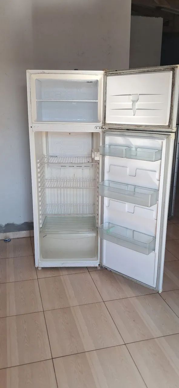 Vendo geladeira - Foto 2