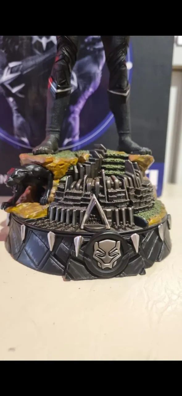Iron studios  - Foto 2