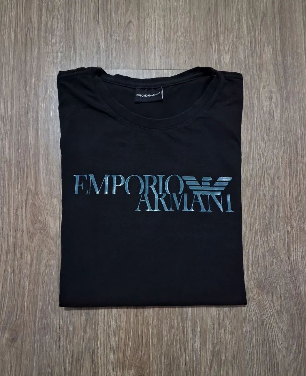Camiseta Armani 