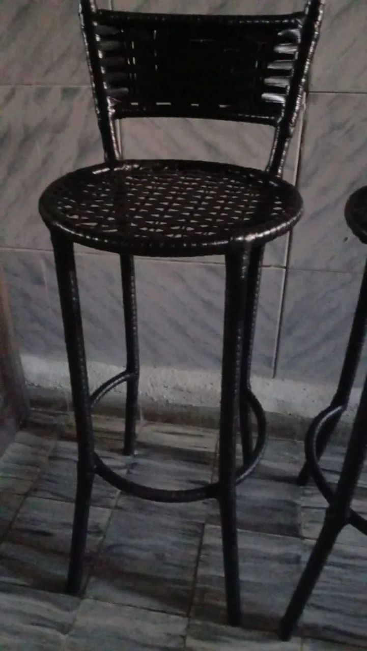 Cadeiras semi novas, pouco usadas - Foto 2