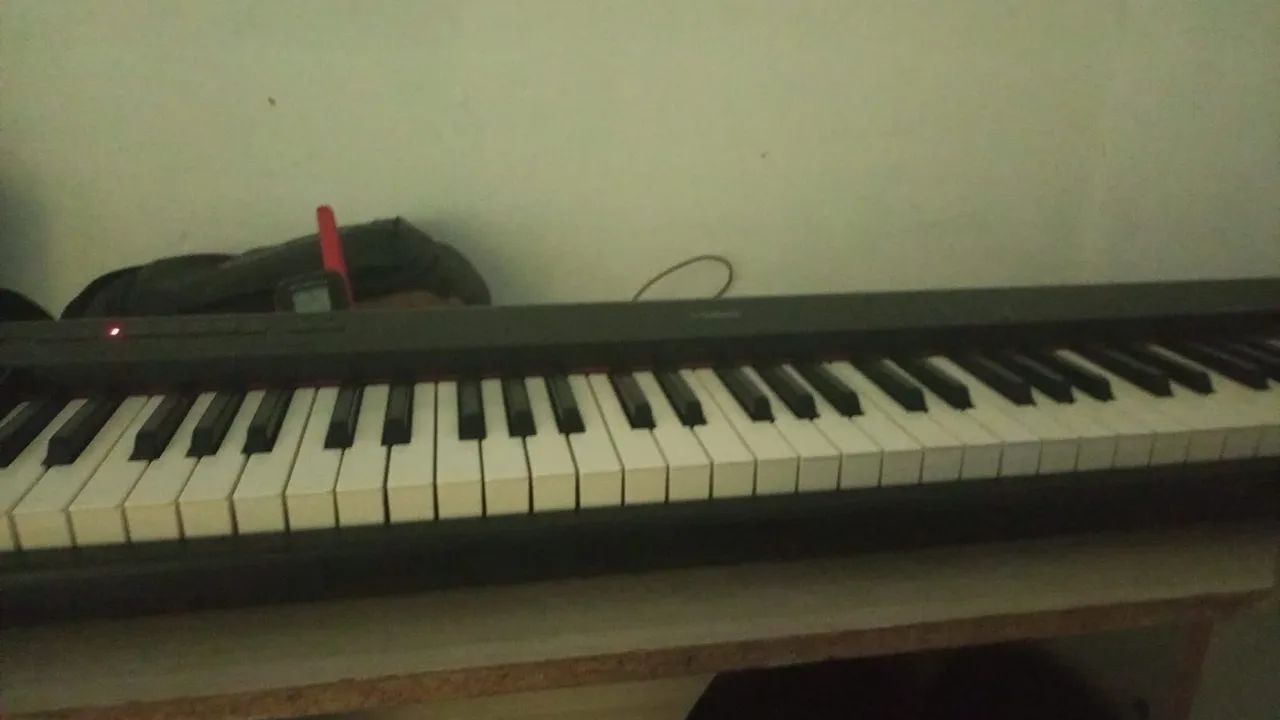 Teclado Yamaha NP12