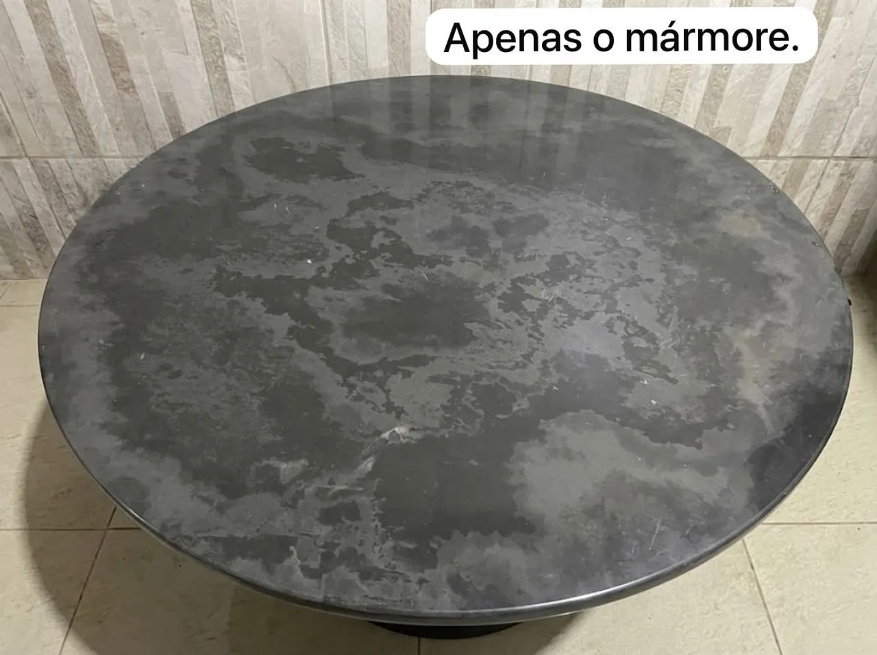 Mesa de mármore 