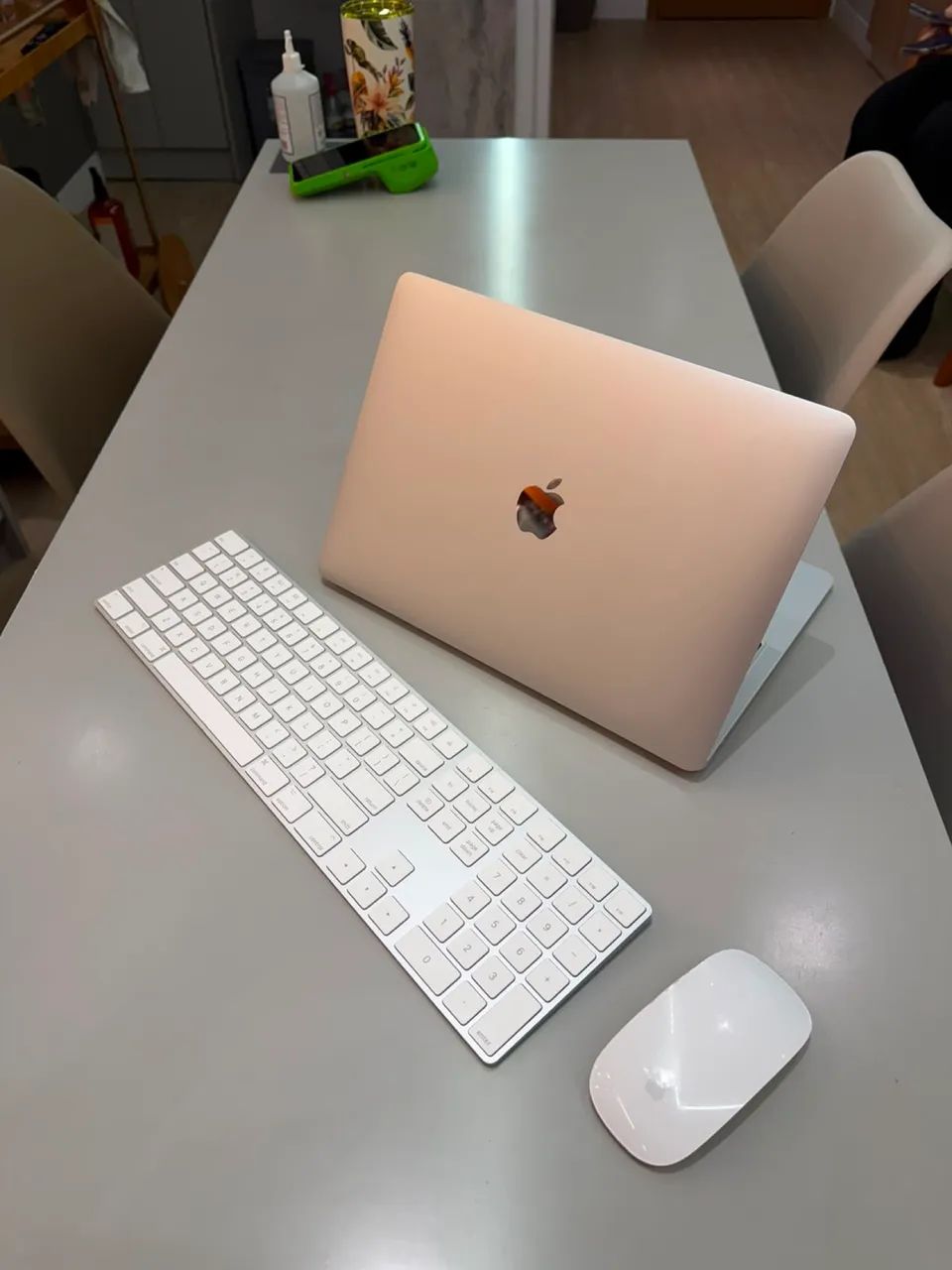 MacBook M1
