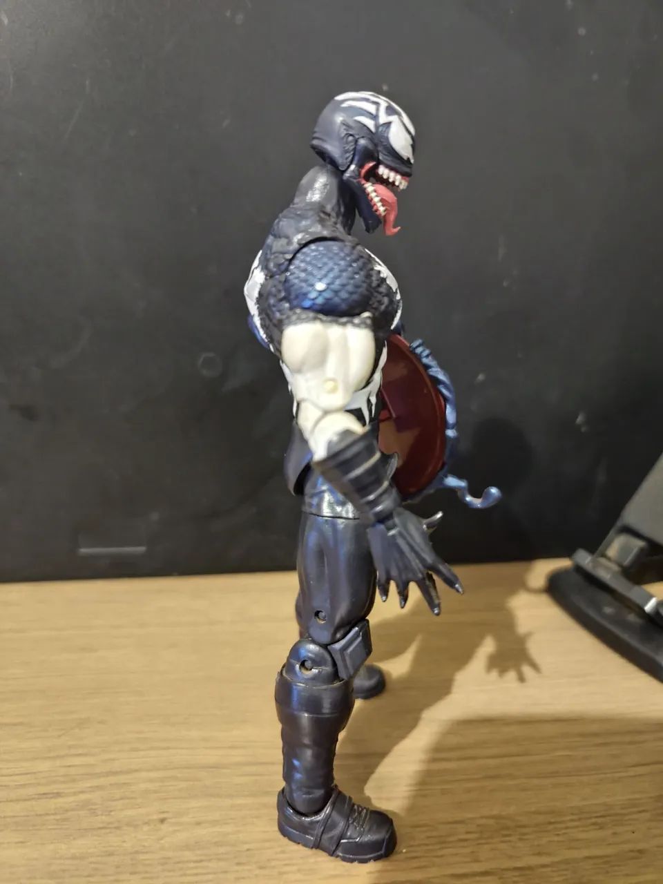 Capitão América venomizado  - Foto 4