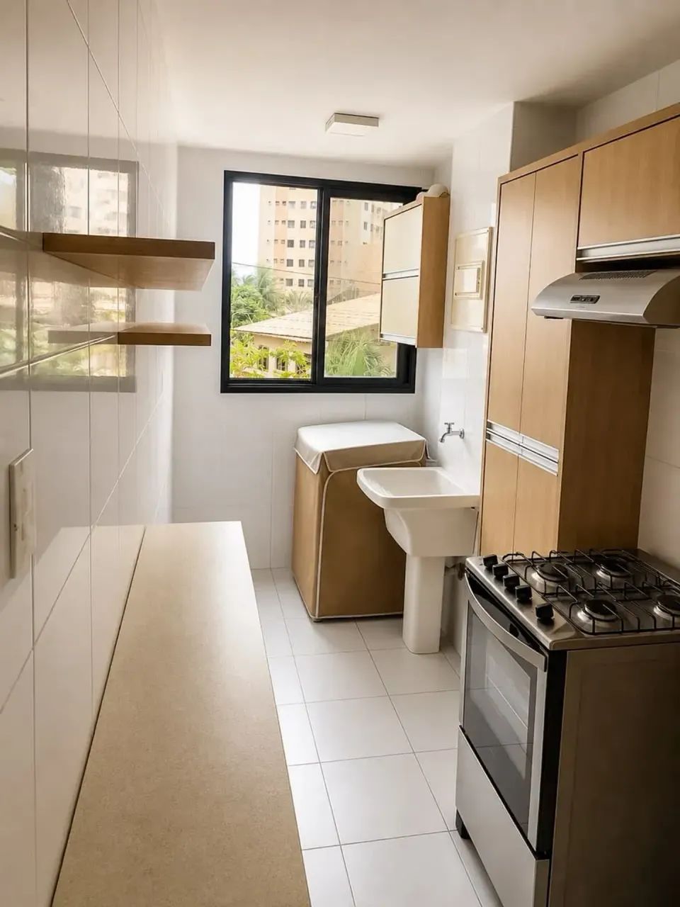 VENDO APARTAMENTO NO ELEVATTO NA ESTRADA DO LUZIA COM 3 QUARTOS COM SUITE - Foto 4