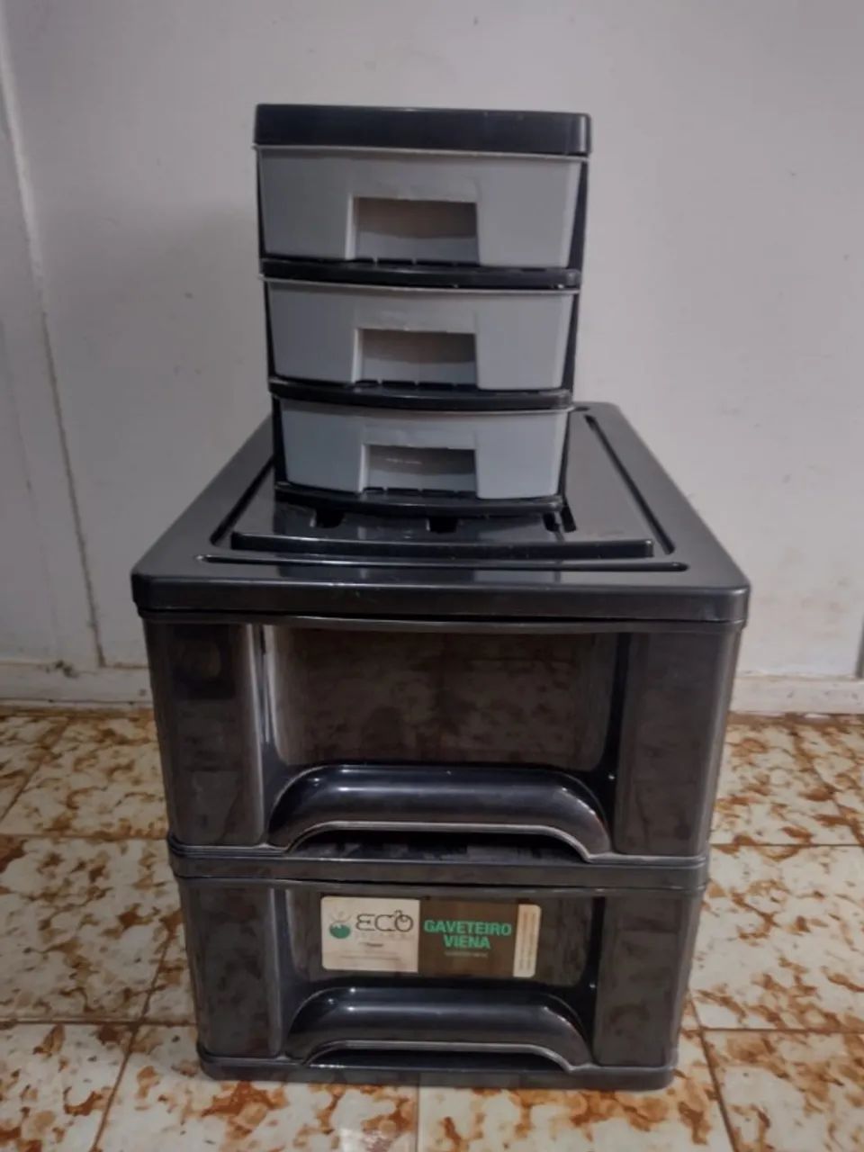 GUARDA ROUPA E ORGANIZADORES - Foto 2