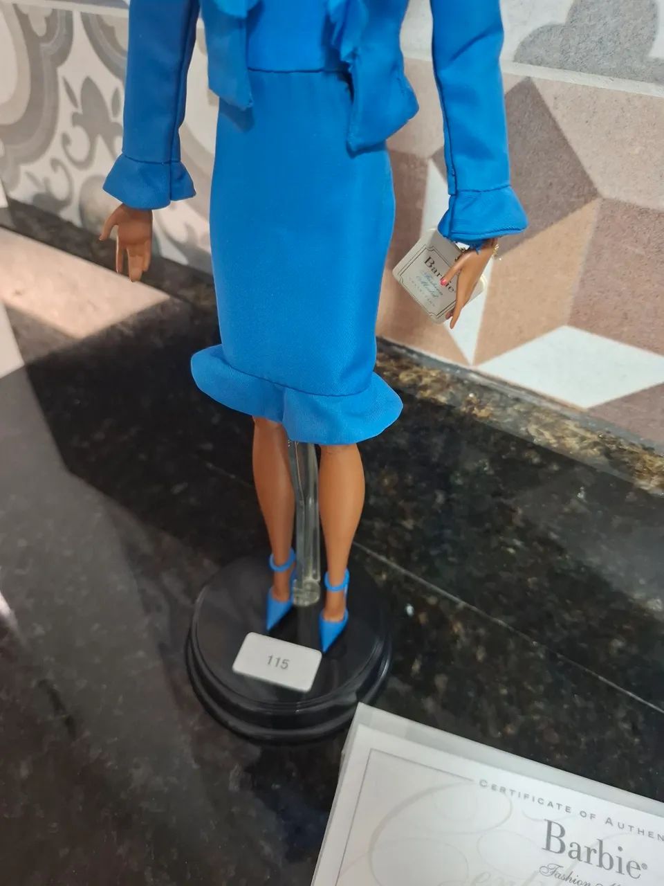 Boneca barbie collector Silkstone - Foto 3
