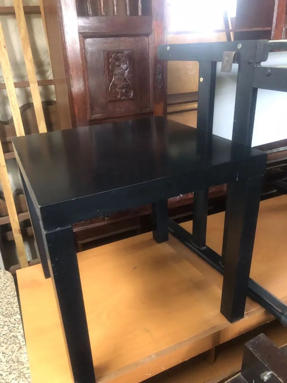 Mesa de cabiceira preta  - Foto 2