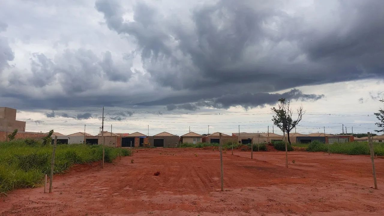 Foto - Uberlândia - Loteamento Luizote de Freitas IV
