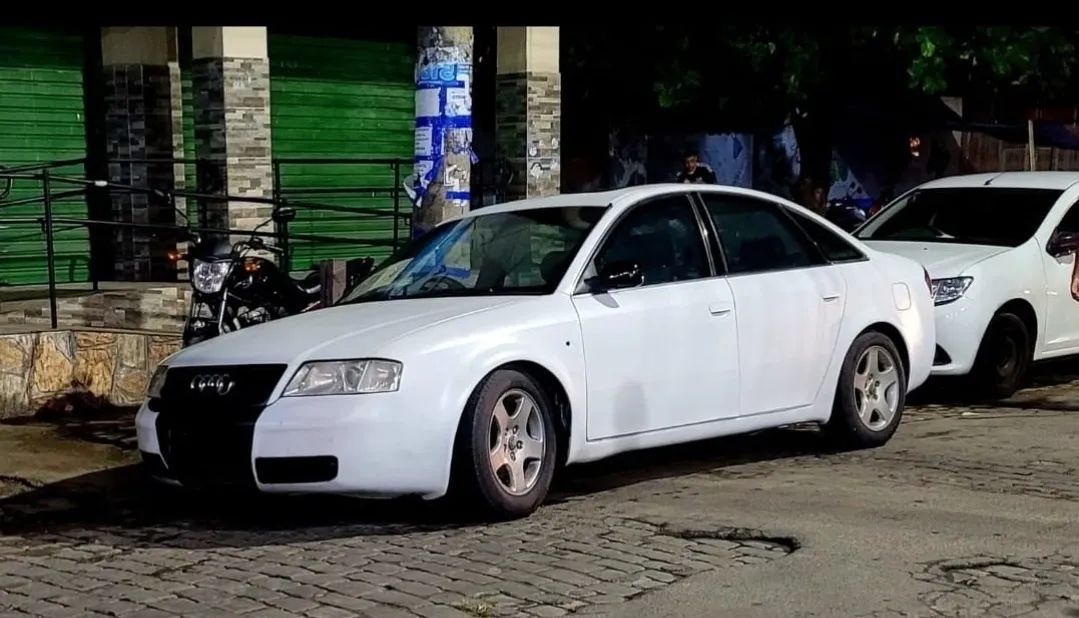 Audi A6 2.4 30V Tip./multitronic 1999