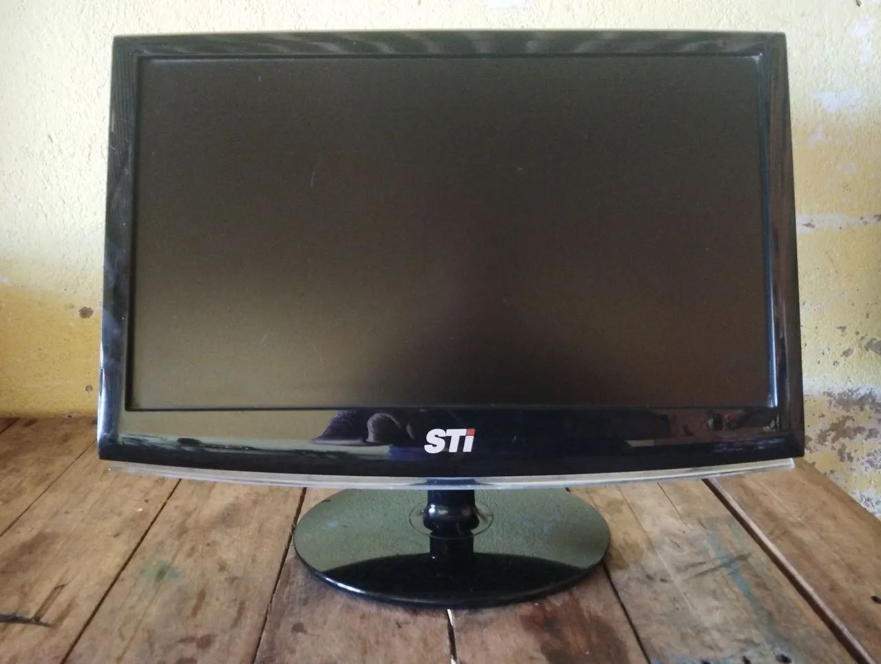 Monitor  STI  