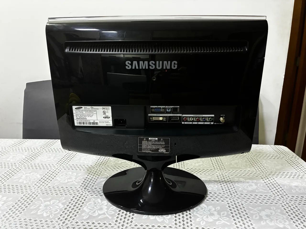 Monitor Samsung SyncMaster T200M 20 polegadas419359863016663040