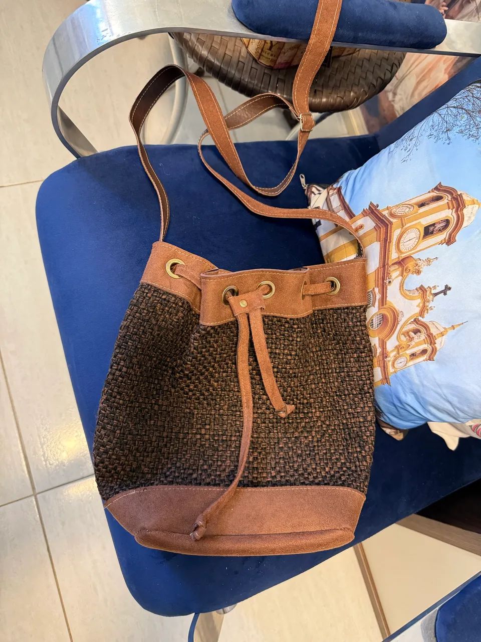 Bolsa saco marrom alça  - Foto 3