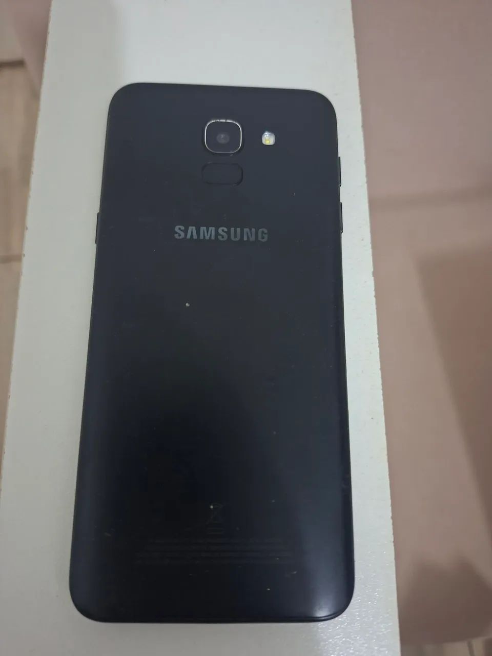 Smartphone Samsung Galaxy J6 - Foto 2