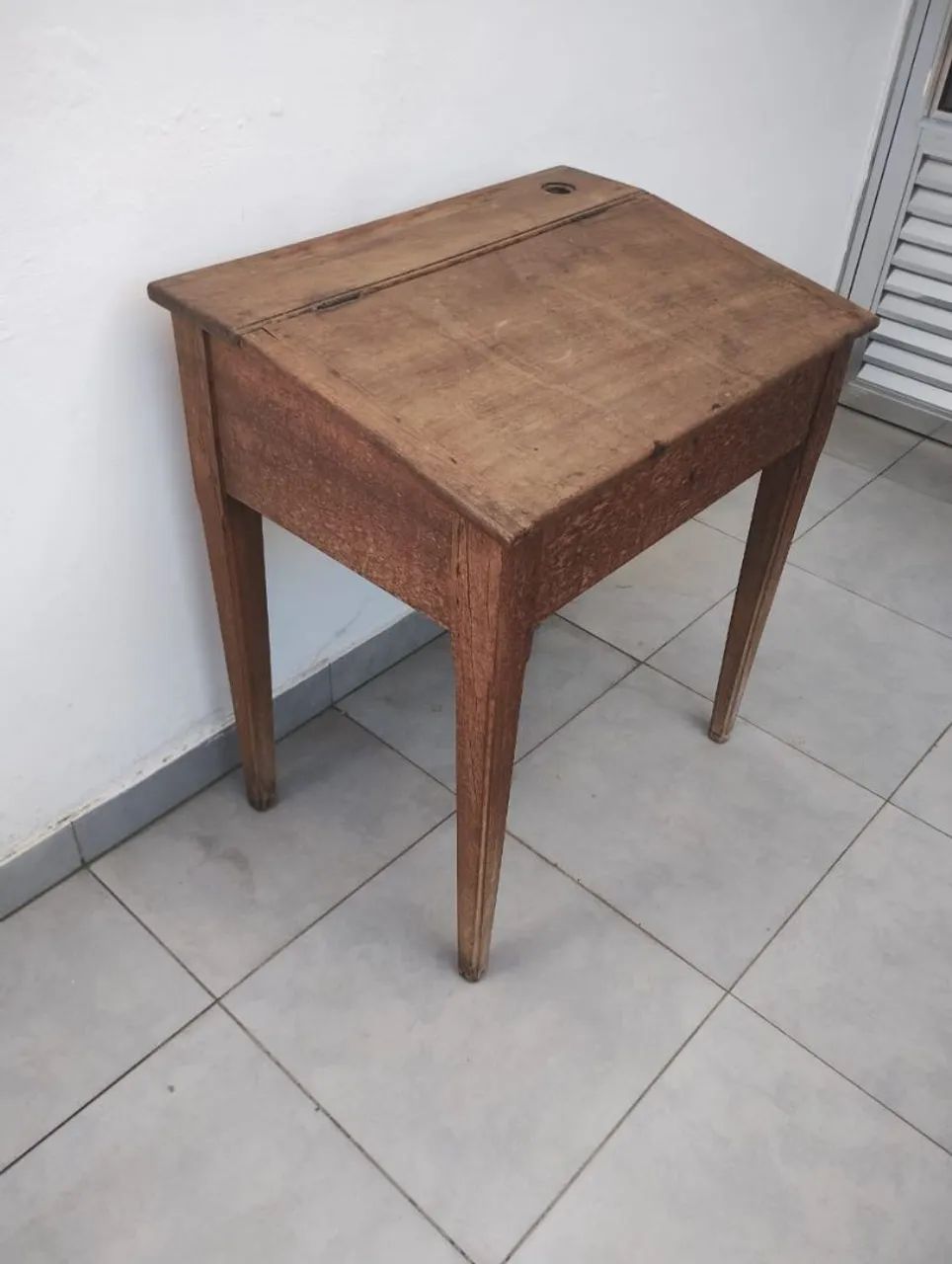 Escrivaninha de madeira - Foto 2