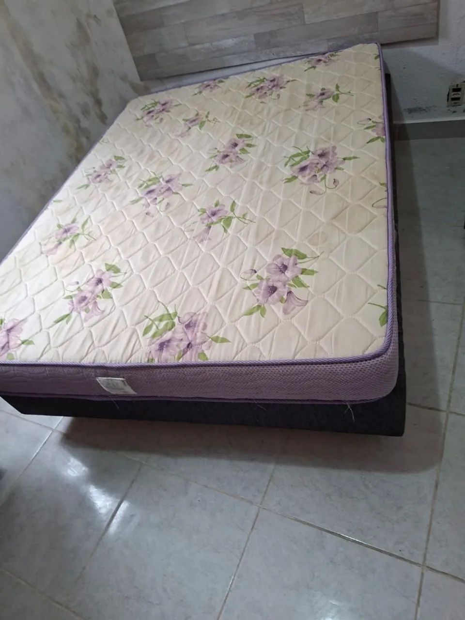 Cama box casal
