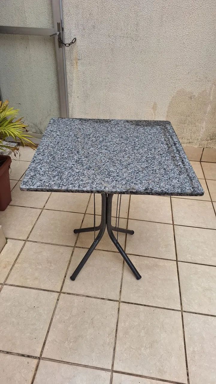 Mesa Granito usada 70x70 cm - Foto 5