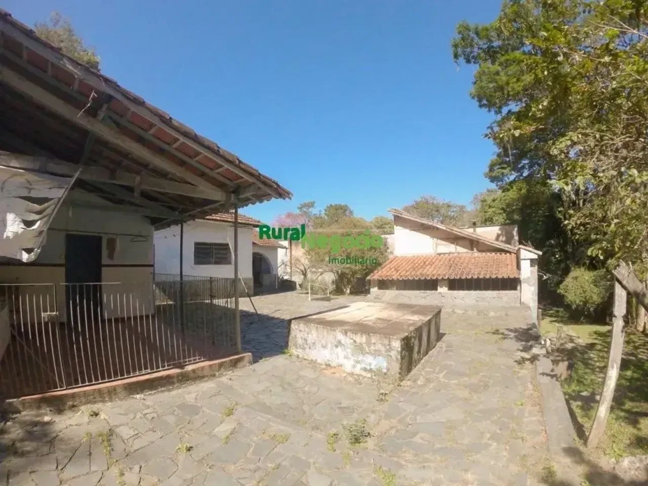 SÍTIO COM CASARÃO CENTENÁRIO EM CRUZEIRO-SP - Foto 3