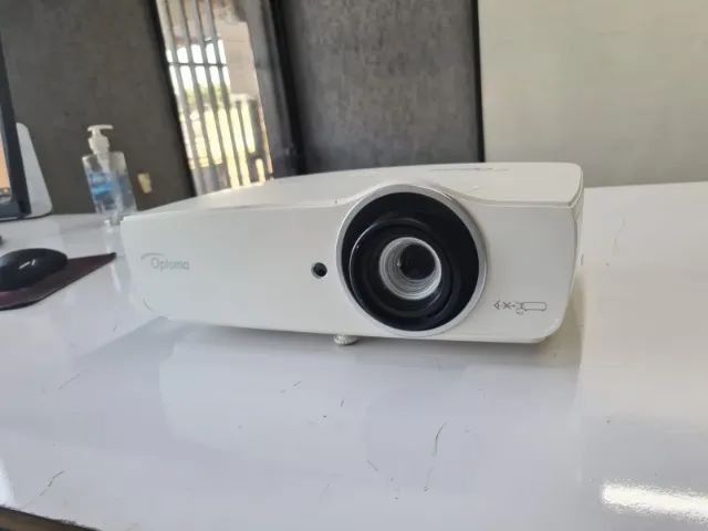 PROJETOR OPTOMA DAEHHLU SEMI NOVO - Foto 3
