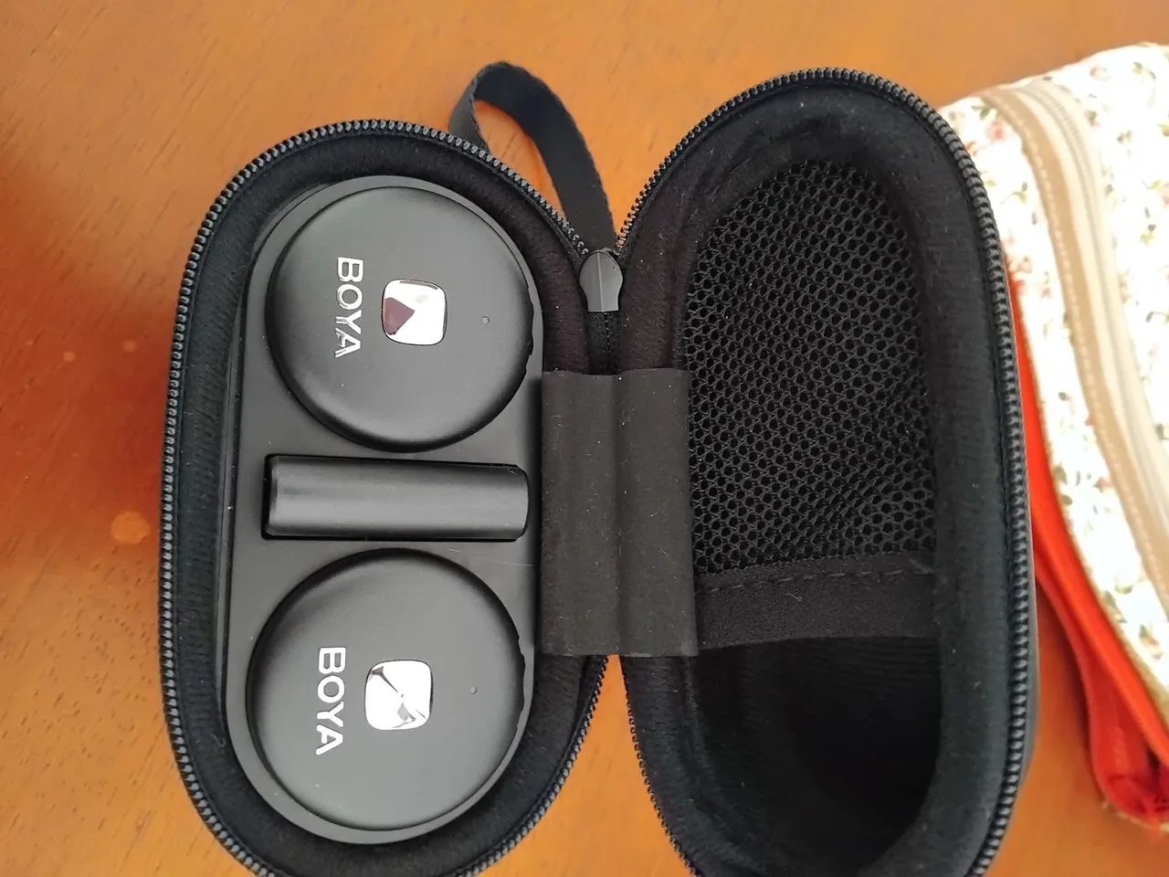 Microfone de lapela