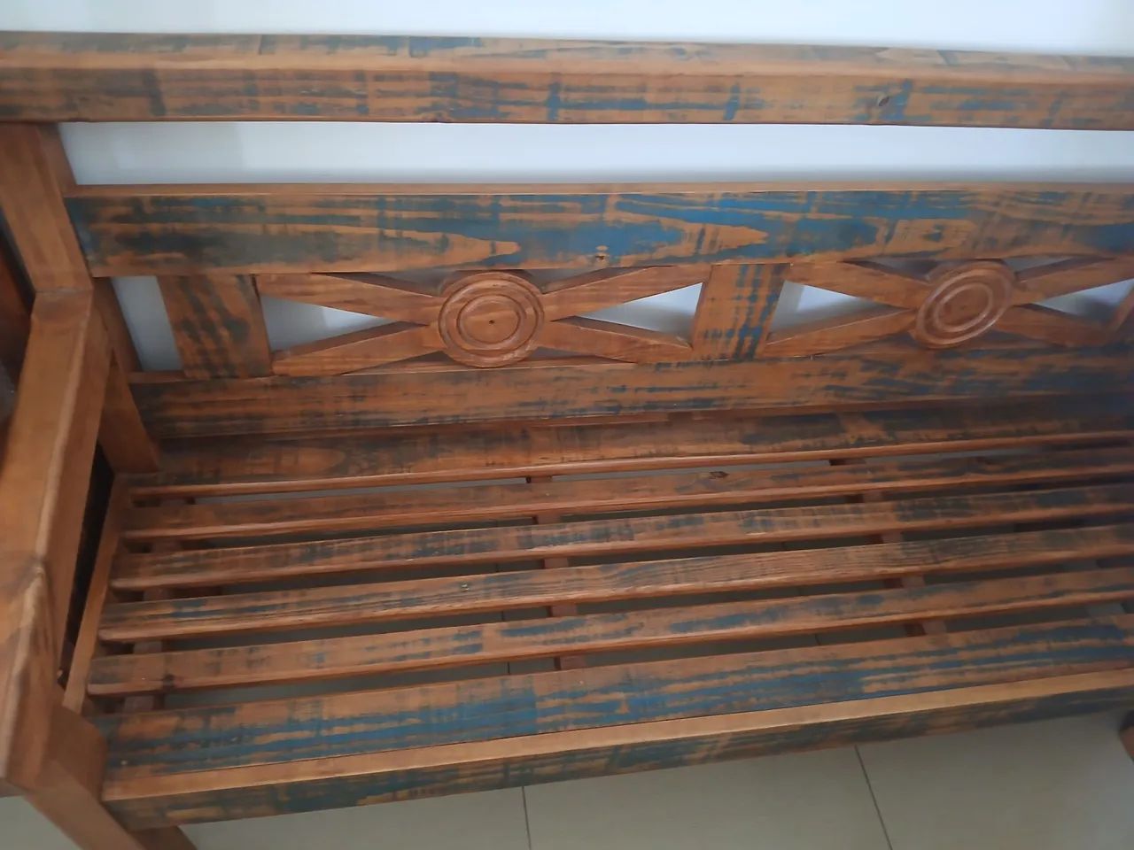 Banco de madeira maciça para casa e jardim - Foto 2