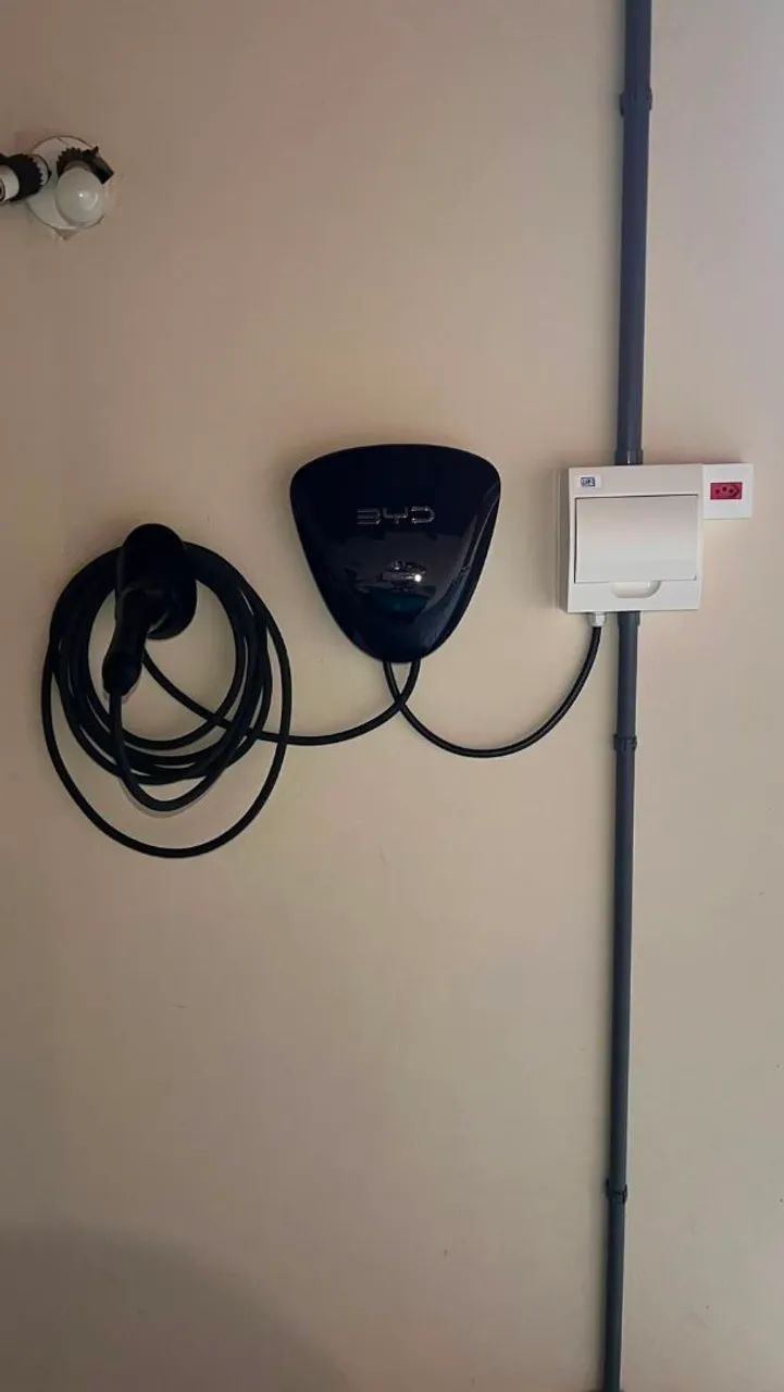 WALBOX BYD 7KW  + CAIXA DE PROTEÇÃO  - Foto 2