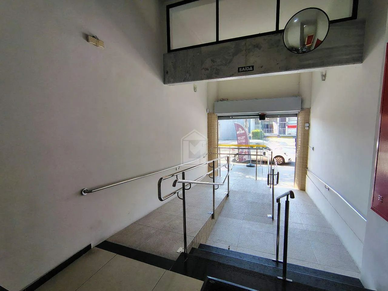 Sala comercial de 36,70 m² para aluguel em Mata da Praia, Vitória/ES - Foto 2