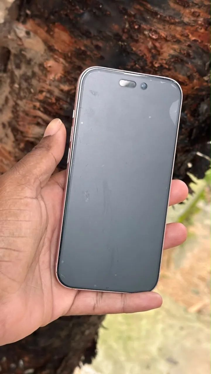 iPhone 15 