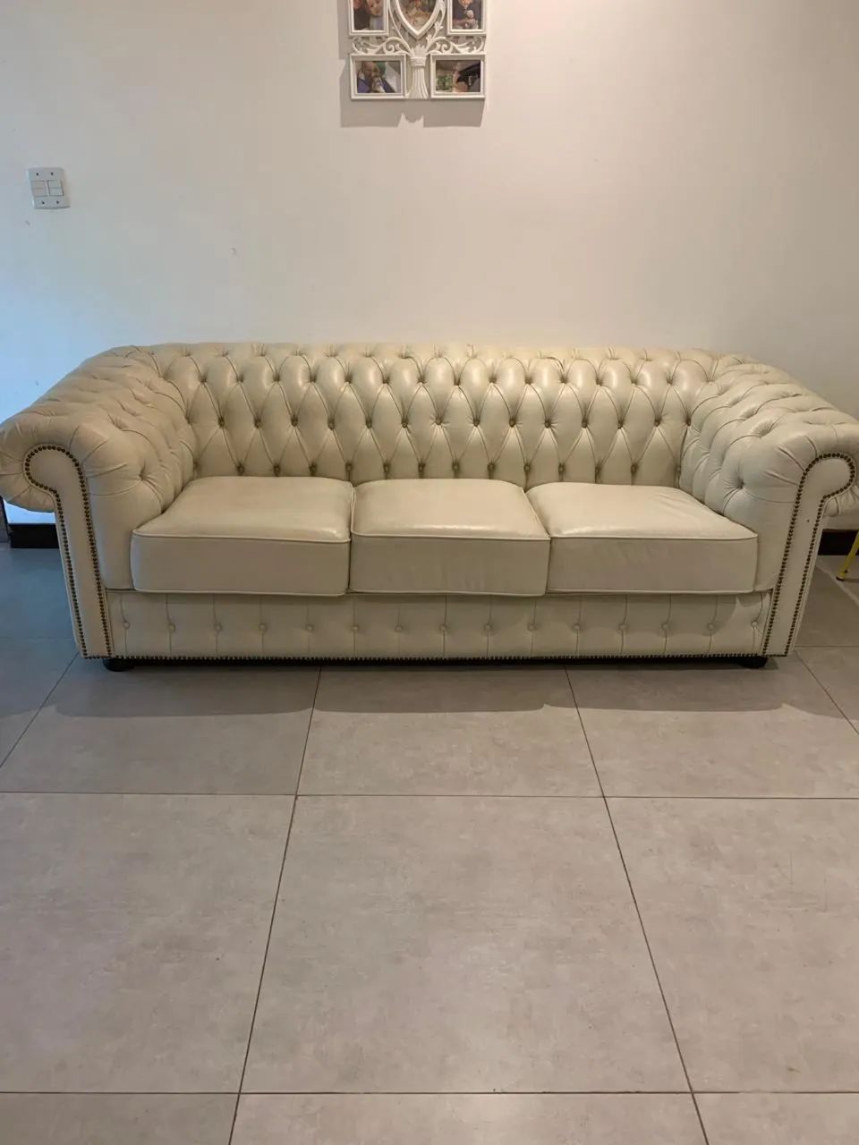 Sofá de Couro 