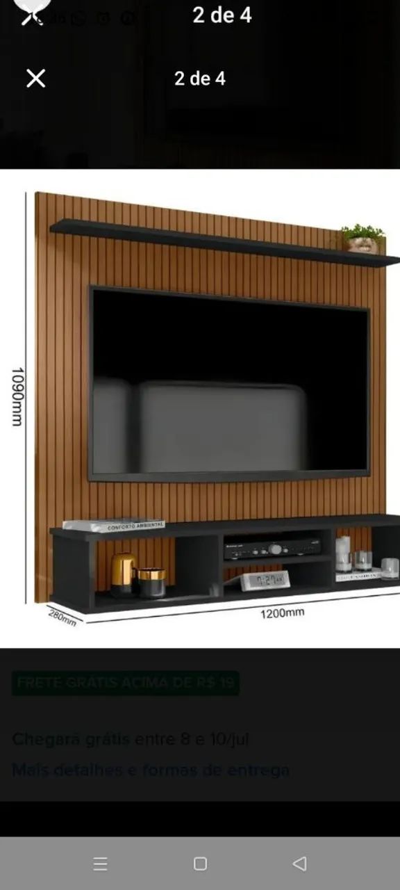 Painel ripado com rack preto suspenso para tv 50polegadas