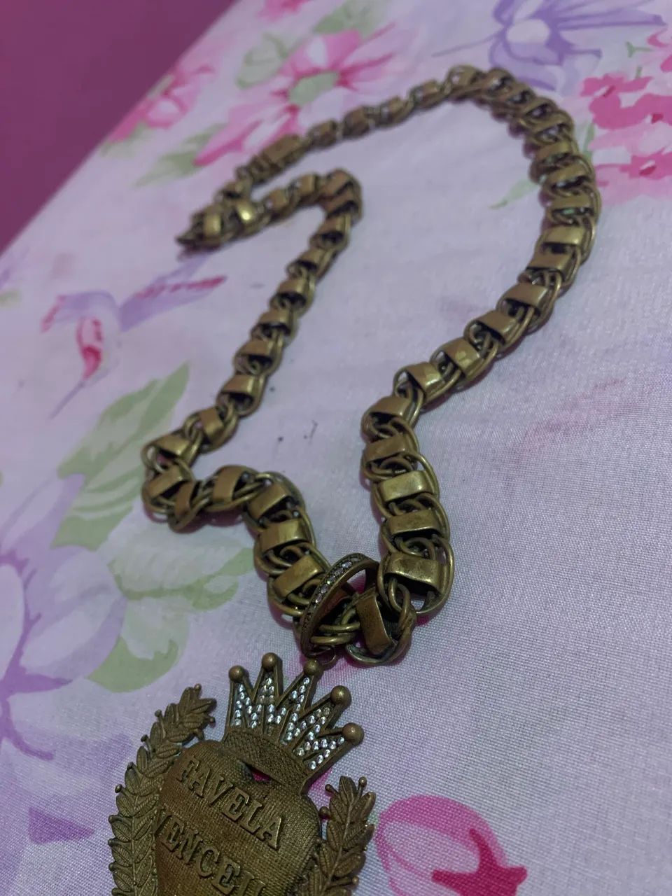 Vendo cordão de moeda antiga, 750k de ouro