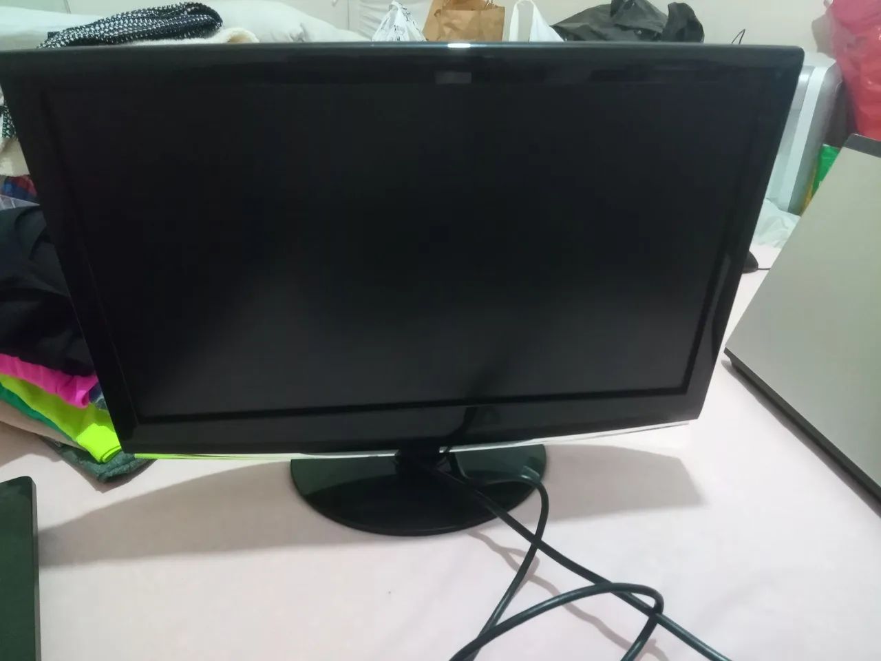 Monitor TFT LCD 18.5 Polegadas - Perfeito Estado  - Foto 3