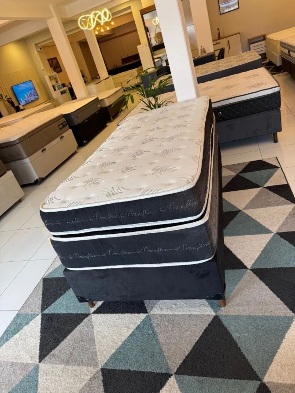 Cama Box de Solteiro - Base Box + Colchão MAXFLEX Seminovo Top - ENTREGAMOS  - Foto 5
