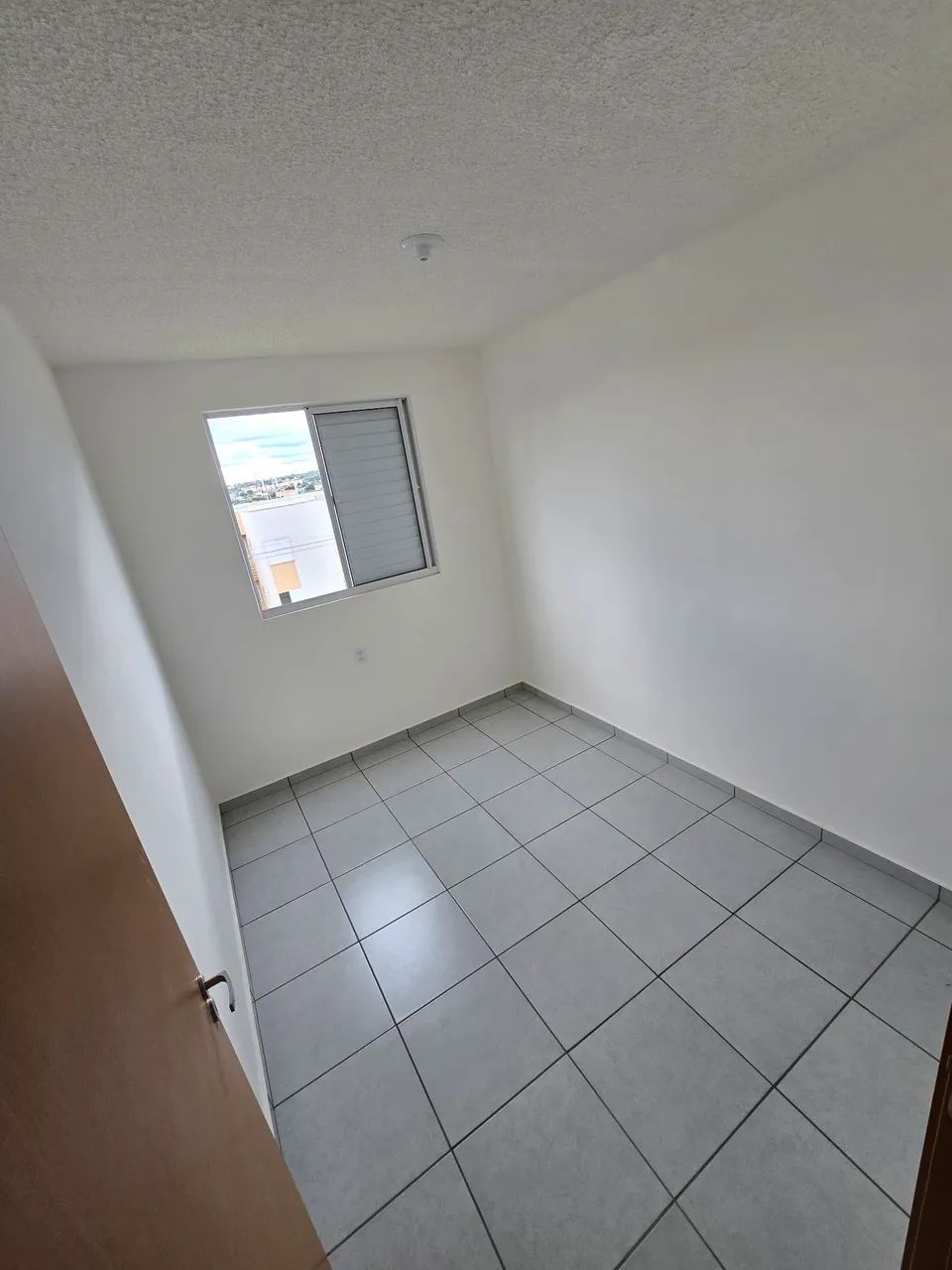 ALUGO APARTAMENTO NOVO - Foto 4
