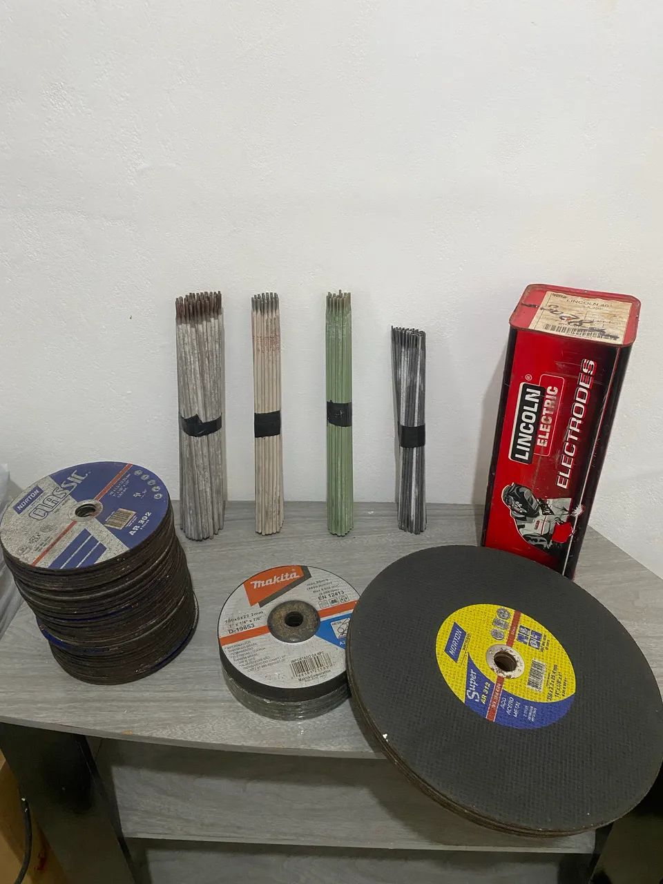 Discos de Corte - Lincoln, Norton e Makita e Eletrodos para soldagem - Material Novo - Foto 3
