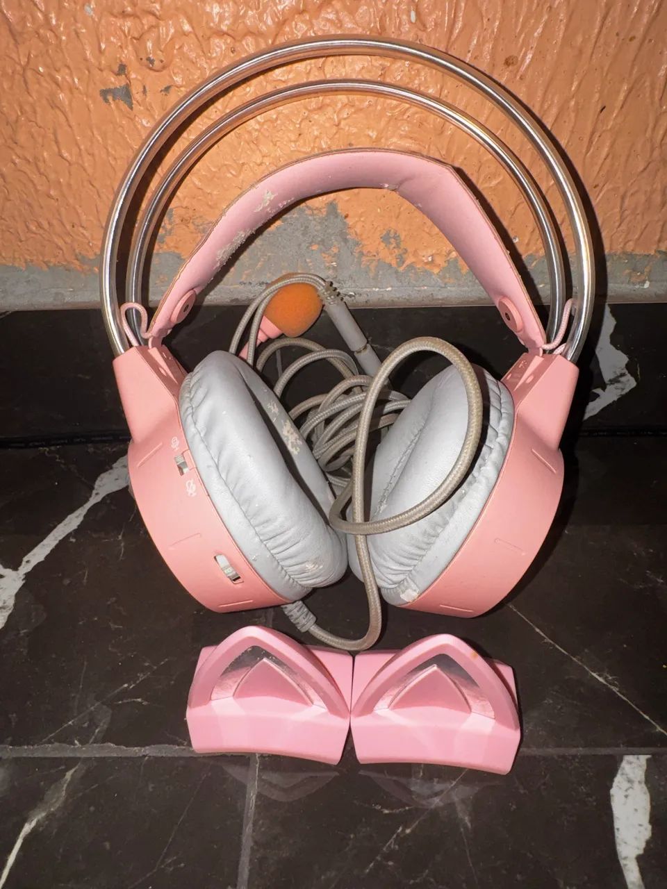 Fone gamer rosa RGB - Foto 2