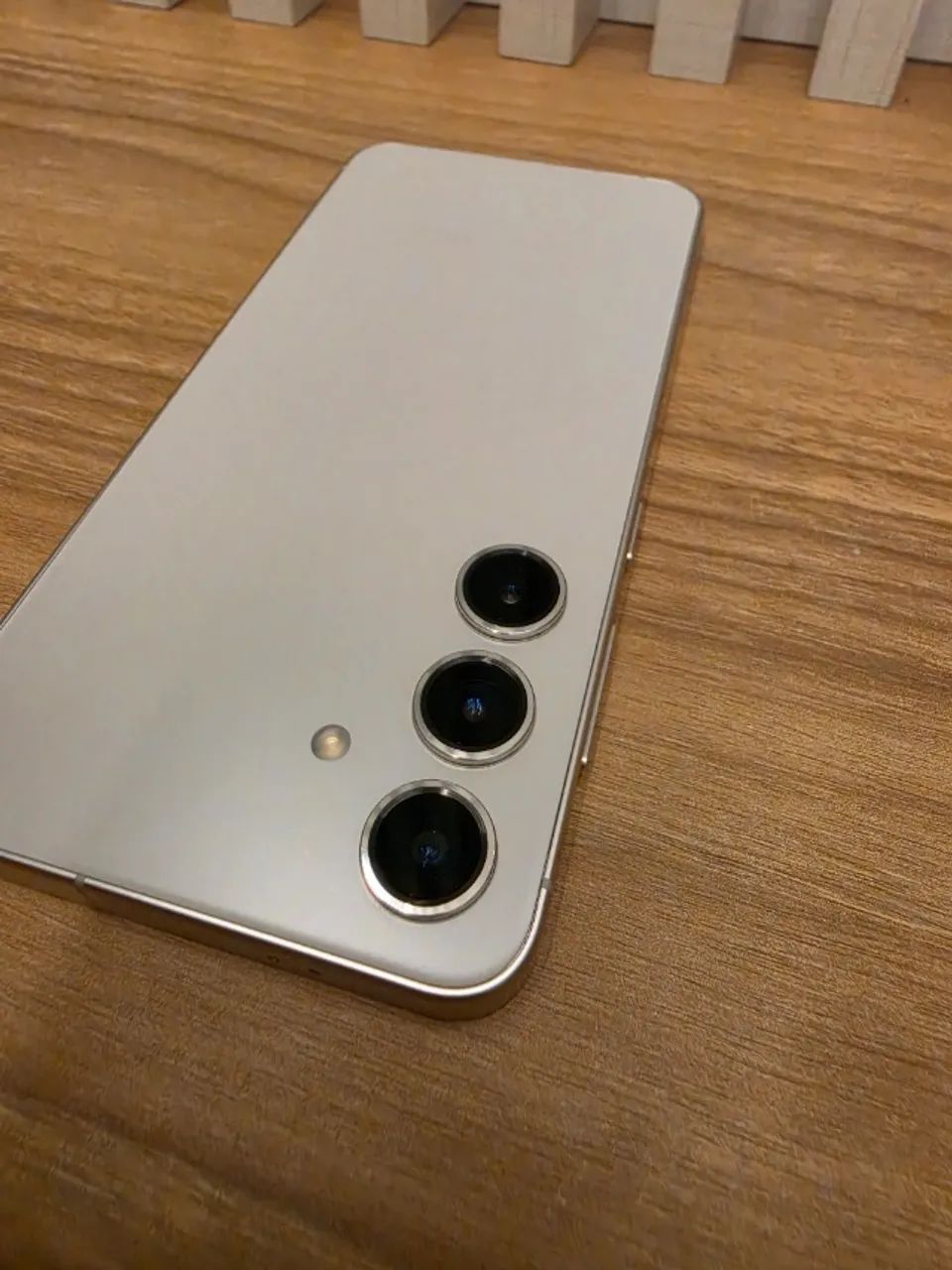 Galaxy S24 256GB Prata + Kit MagSafe - Foto 5