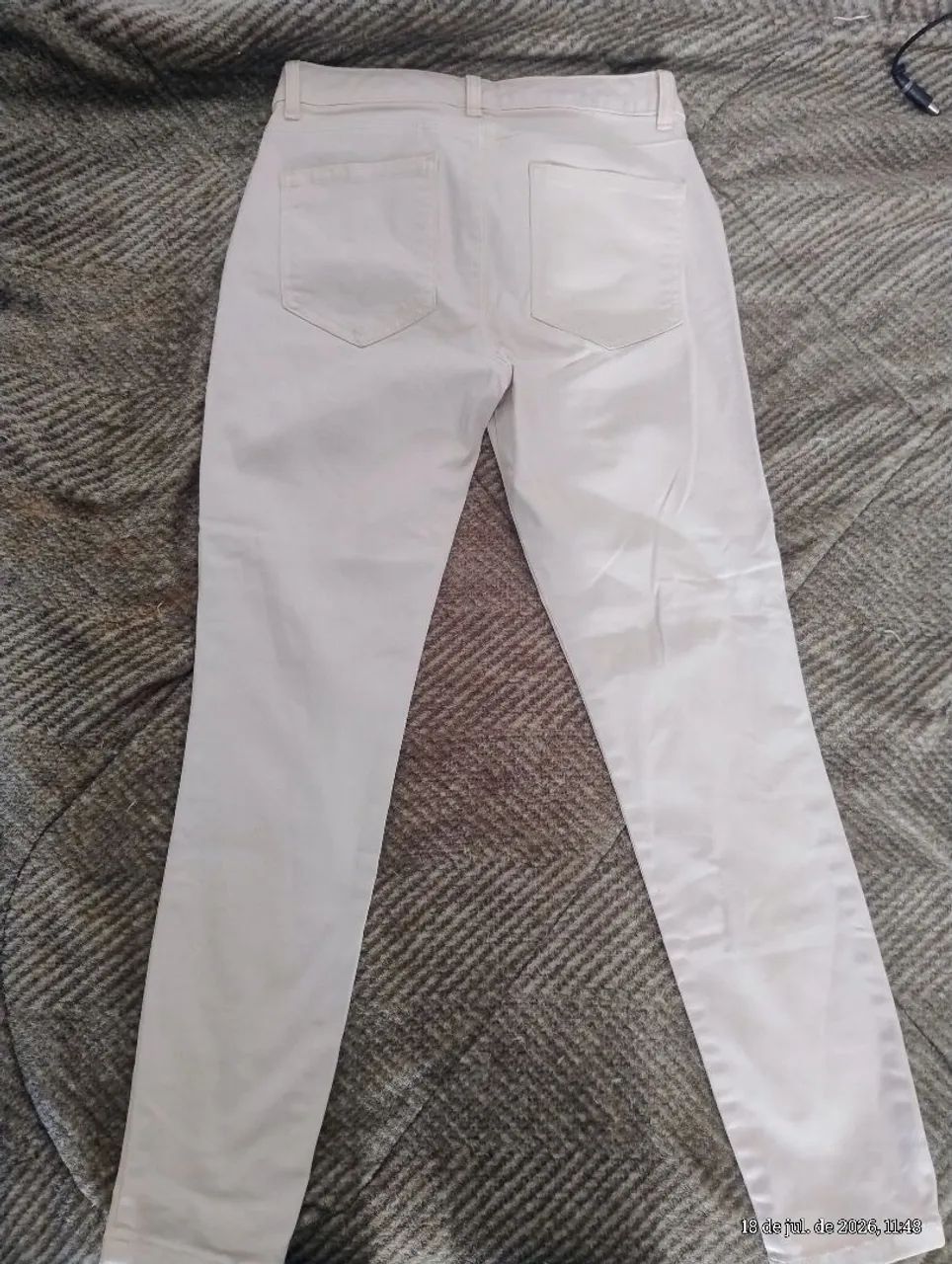 Calça Calvin Klein bege - Foto 3