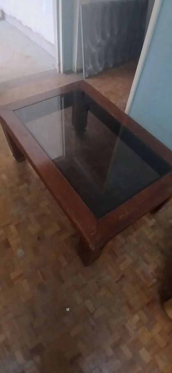 Mesa de centro com vidro - Foto 3