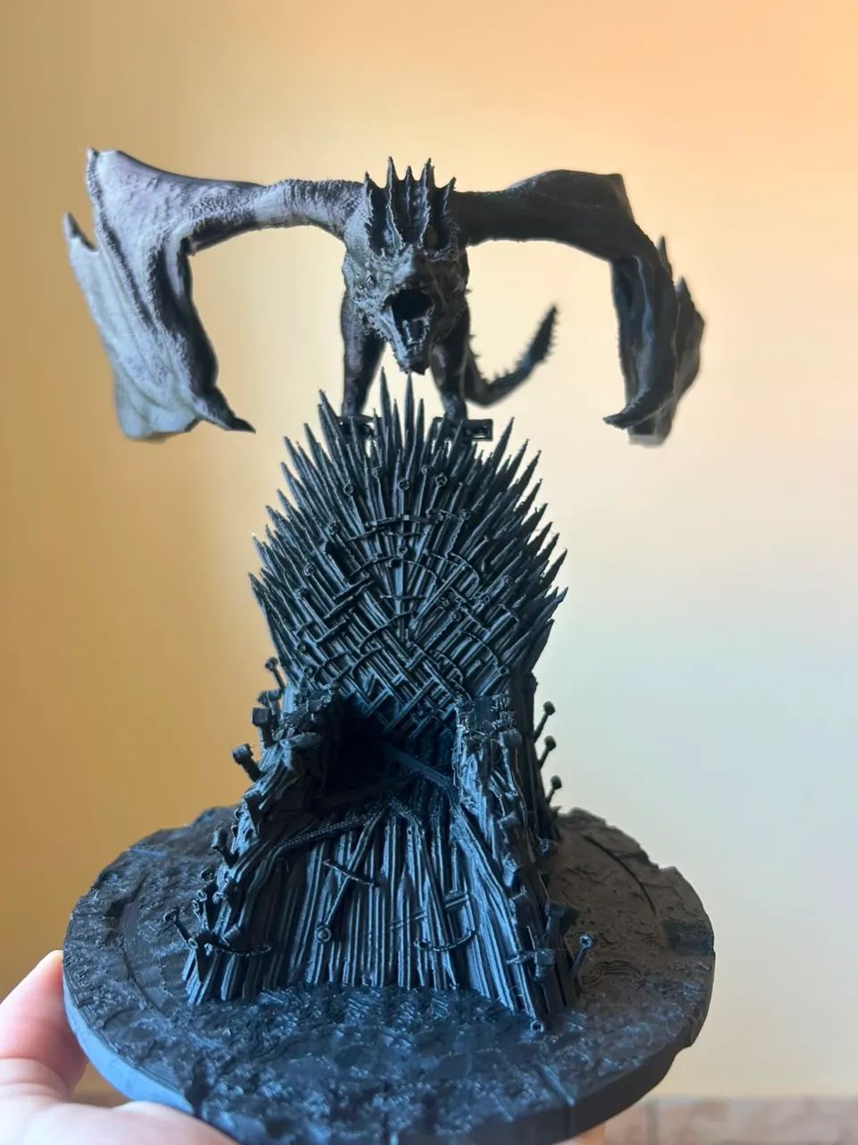 Impressão 3D - Trono de Ferro - Game Off Trones  - Foto 3